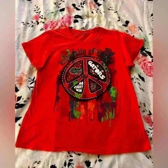 Tops - University of Florida Gators Game Day T-Shirt Women’s Size Large